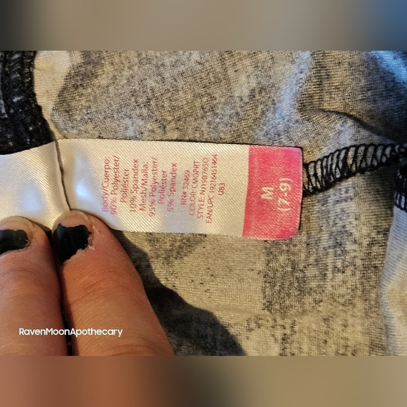 No Boundaries Medium Leggings - Picture 6 of 10